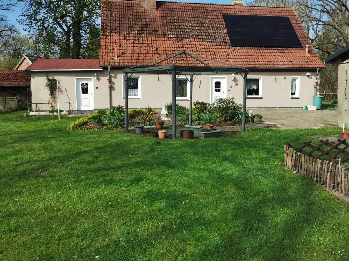 Ferienwohnung Am Stadtrand Garz Ruegen Dış mekan fotoğraf